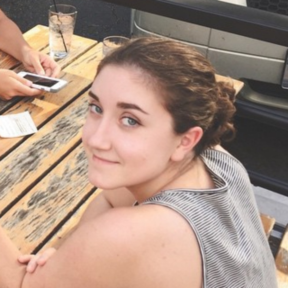 Meet your Posher, Kelly
